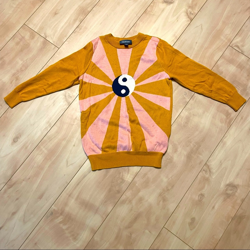 Anthropologie Gold and Pink Crew Neck Sweater with Retro Sunburst Design